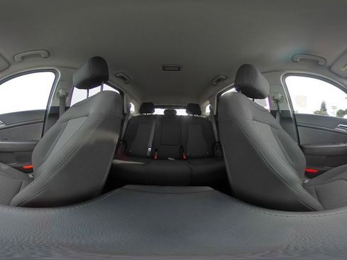 Used 2025 Kia Sportage LX image 37