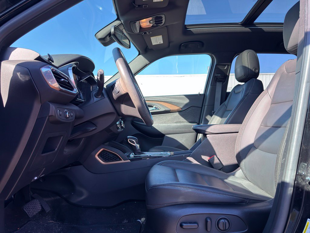 Used 2021 Chevrolet TrailBlazer ACTIV w/ Sun and Liftgate Package FWD image 2