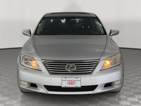 Used 2011 Lexus LS 460 L w/ Luxury Pkg RWD image 6