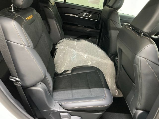 New 2026 Ford Explorer Tremor w/ Tremor Convenience Package AWD/4WD image 18