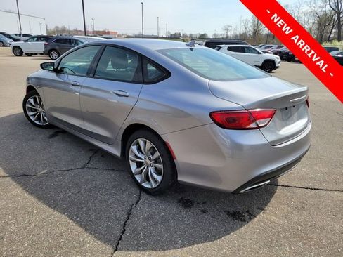 Used 2015 Chrysler 200 S w/ Navigation & Sound Group I FWD image 5