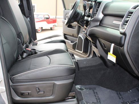 Used 2024 RAM 3500 Laramie AWD/4WD image 21