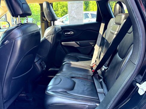 Used 2018 Jeep Cherokee Limited w/ High Altitude Package image 18