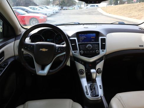 Used 2014 Chevrolet Cruze Diesel image 20