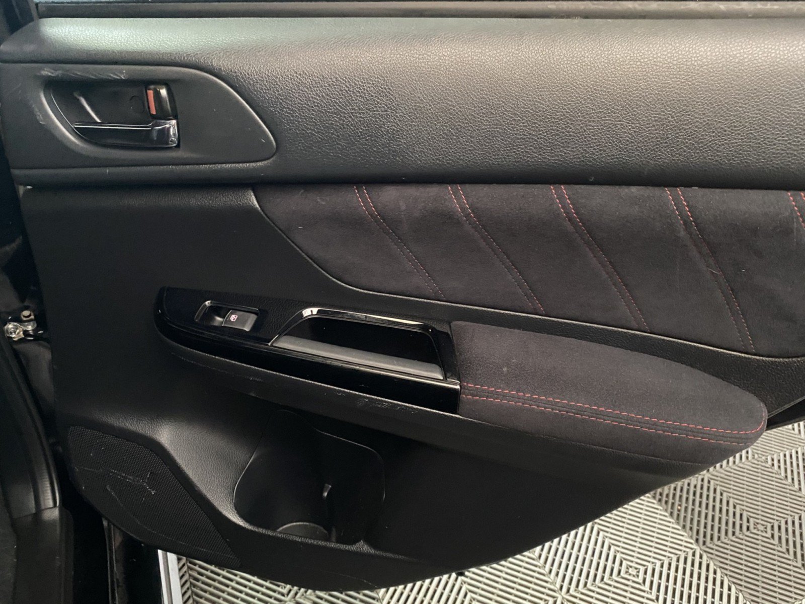 Used 2019 Subaru WRX STI AWD/4WD image 10