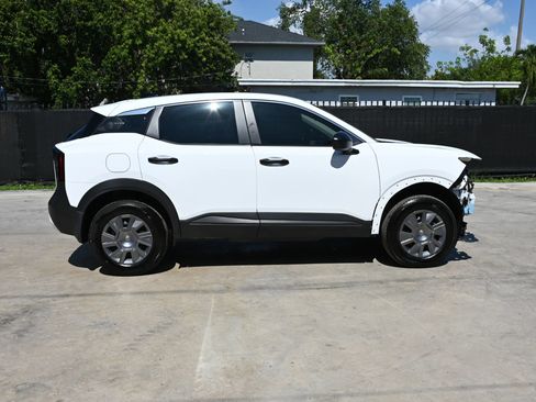 Used 2026 Nissan Kicks S FWD image 7