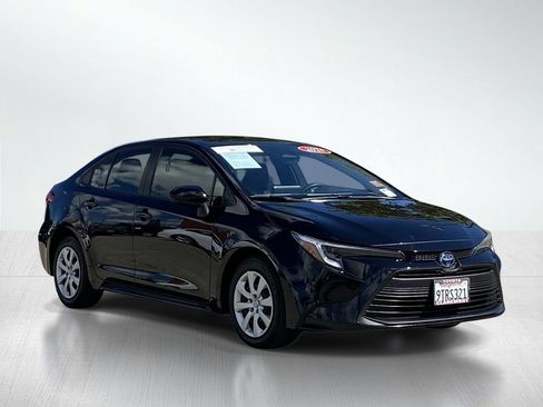 Certified 2025 Toyota Corolla LE FWD image 12