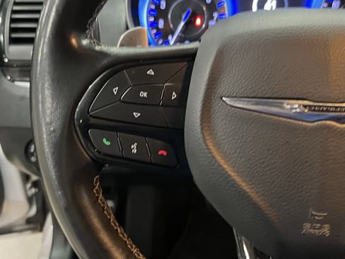 Used 2021 Chrysler 300 S image 18