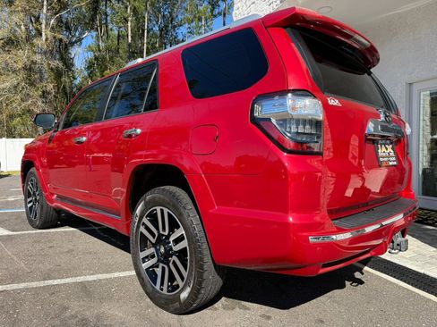 Used 2016 Toyota 4Runner Limited image 4
