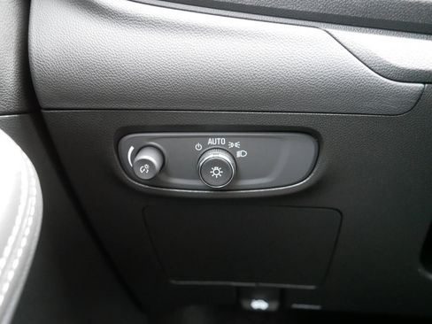 Used 2024 Buick Encore GX Sport Touring w/ Advanced Technology Package image 26