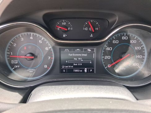 Used 2017 Chevrolet Cruze LT FWD image 17