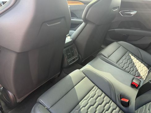 Used 2023 Audi e-tron GT Premium Plus AWD/4WD image 24