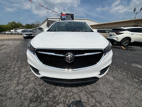 Used 2018 Buick Enclave Essence w/ Trailering Package FWD image 9
