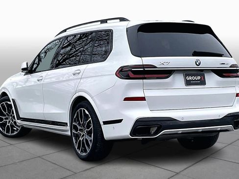 Used 2023 BMW X7 xDrive40i w/ Executive Package image 12