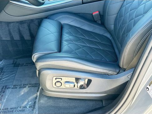 Used 2025 BMW X5 sDrive40i image 19