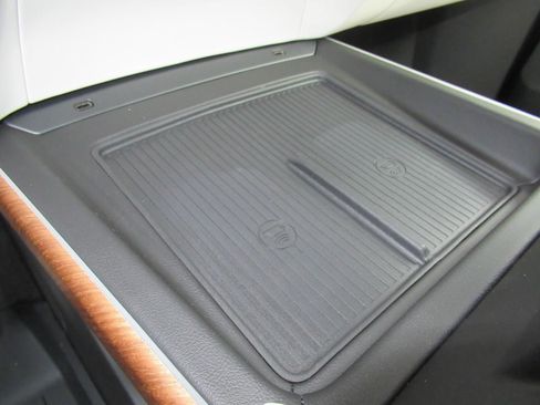 New 2027 Cadillac Vistiq Sport AWD/4WD image 29