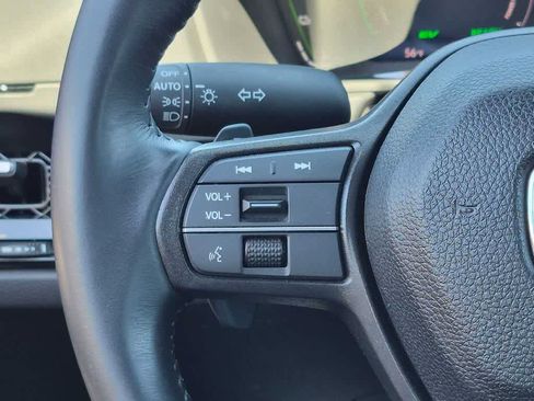 Certified 2025 Honda Accord Sport image 32