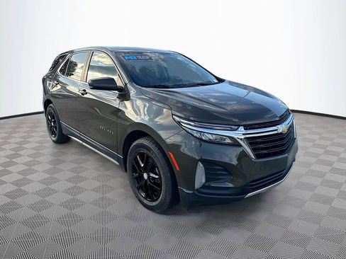 Used 2023 Chevrolet Equinox LT image 3