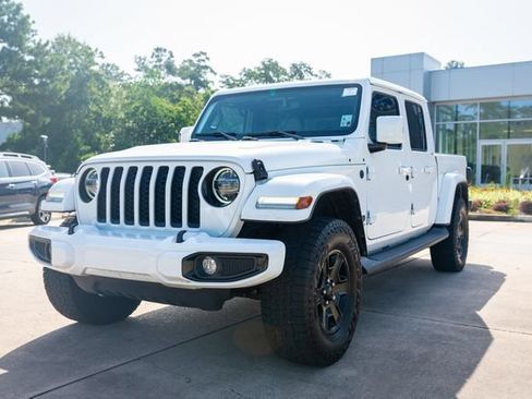 Used 2022 Jeep Gladiator Overland AWD/4WD image 11