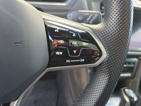 Used 2022 Volkswagen Tiguan SE R-Line image 30