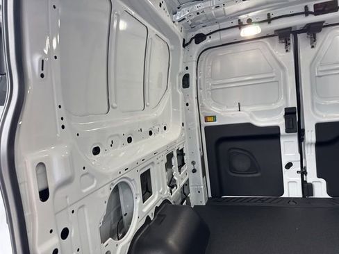 New 2025 Ford Transit 250 Low Roof image 38