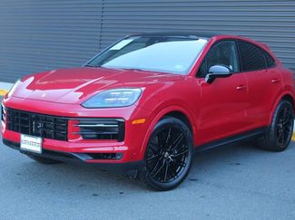 Certified 2025 Porsche Cayenne Coupe video 1