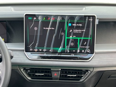 New 2026 Volkswagen Tiguan SE image 18