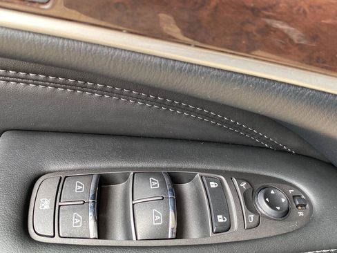 Used 2018 INFINITI QX60 Luxe w/ Deluxe Technology Package image 28