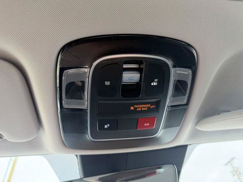 Certified 2025 Hyundai Sonata Limited FWD image 54