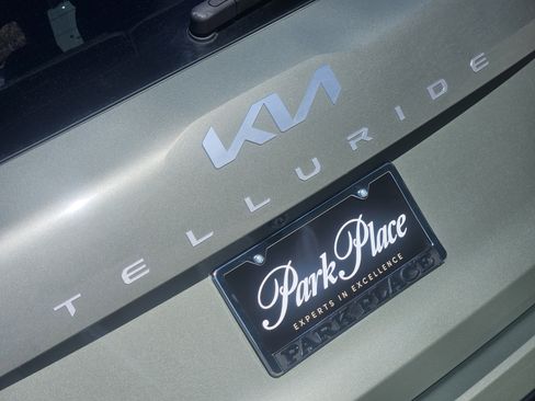 Used 2024 Kia Telluride SX Prestige X-Line image 9