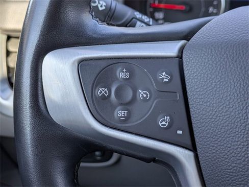 Used 2023 GMC Terrain SLT image 27