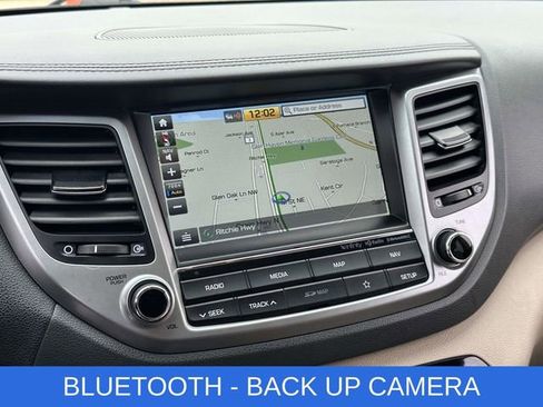 Used 2018 Hyundai Tucson Limited image 3