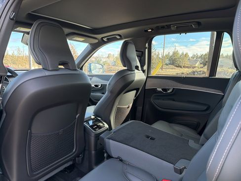 Used 2024 Volvo XC90 T8 Ultimate w/ Protection Package Premier image 25