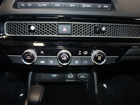 Used 2023 Honda Civic Sport image 15