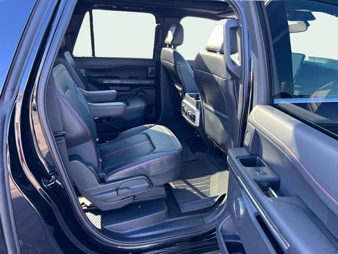 Used 2023 Ford Expedition Max Limited image 23