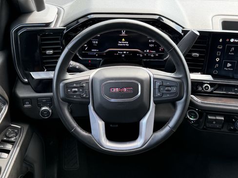 Used 2025 GMC Sierra 1500 SLT AWD/4WD image 16