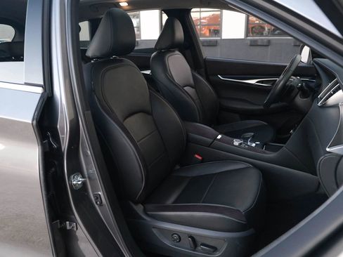 Used 2022 INFINITI QX50 Sensory image 34