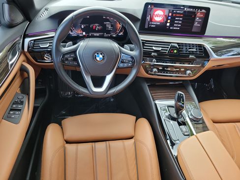 Certified 2023 BMW 540i w/ Premium Package RWD image 5