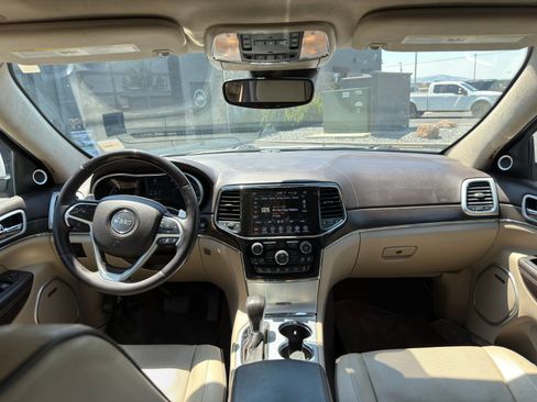 Used 2021 Jeep Grand Cherokee Summit AWD/4WD image 10