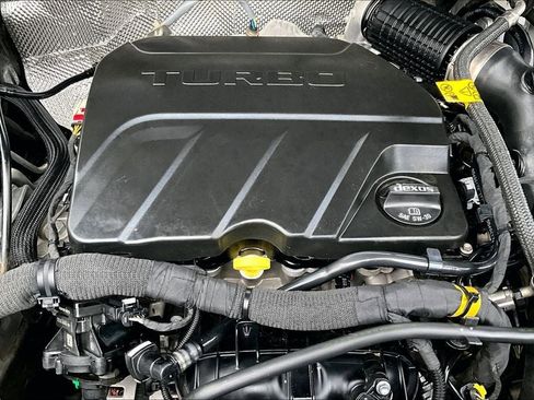 Used 2022 Chevrolet TrailBlazer LT w/ Driver Confidence Package image 30