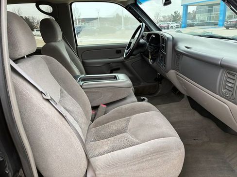 Used 2005 Chevrolet Avalanche Z71 w/ Preferred Equipment Group image 14