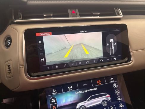 Used 2018 Land Rover Range Rover Velar AWD/4WD image 38