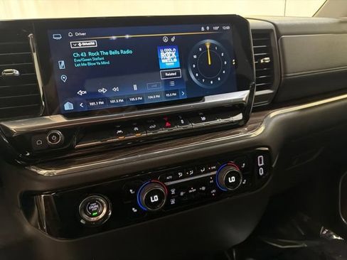 Used 2023 Chevrolet Silverado 1500 LT w/ Protection Package AWD/4WD image 20