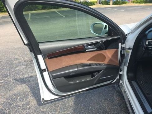 Used 2012 Audi A8 L 4.2 AWD/4WD image 8
