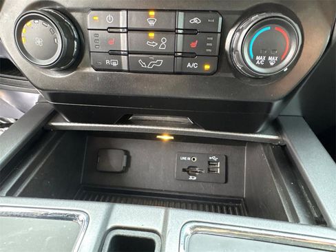 Used 2015 Ford F150 XLT w/ Equipment Group 302A Luxury image 26