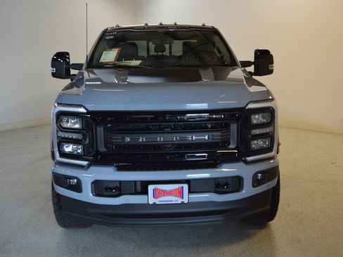 New 2026 Ford F250 Lariat w/ Black Appearance Package AWD/4WD image 8