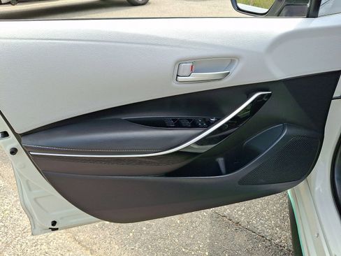 Used 2020 Toyota Corolla XSE w/ XSE Preferred Package FWD image 13