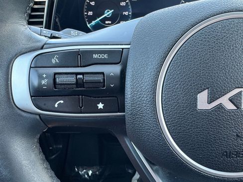 Used 2024 Kia Sportage SX image 18