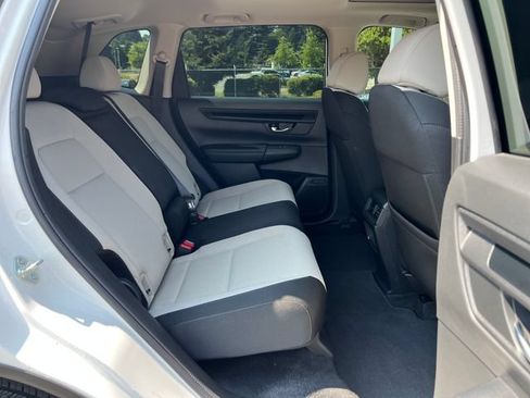 Used 2025 Honda CR-V EX image 10