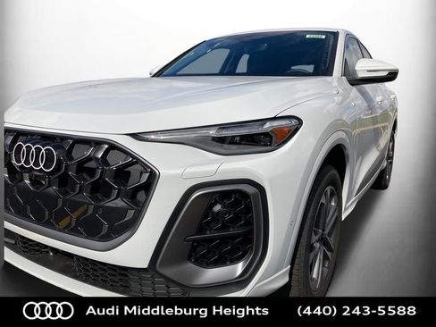 New 2025 Audi Q5 Premium Plus image 32